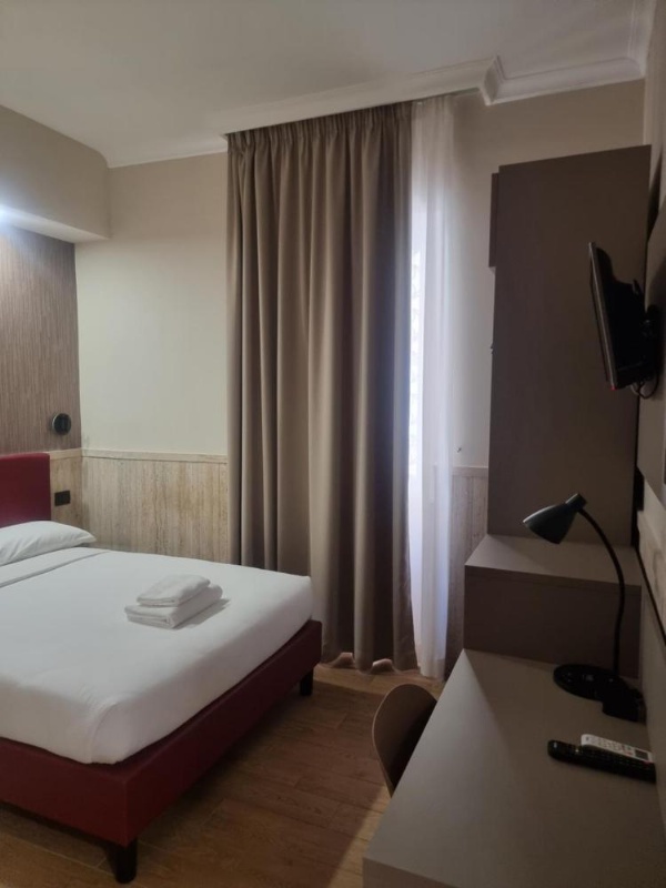 Hotel Pyramid image 10